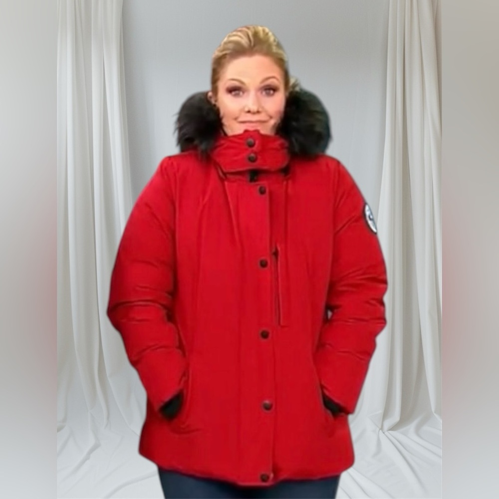 Arctic Expedition Womens Parka
Hybradown Faux Fur Hood Red